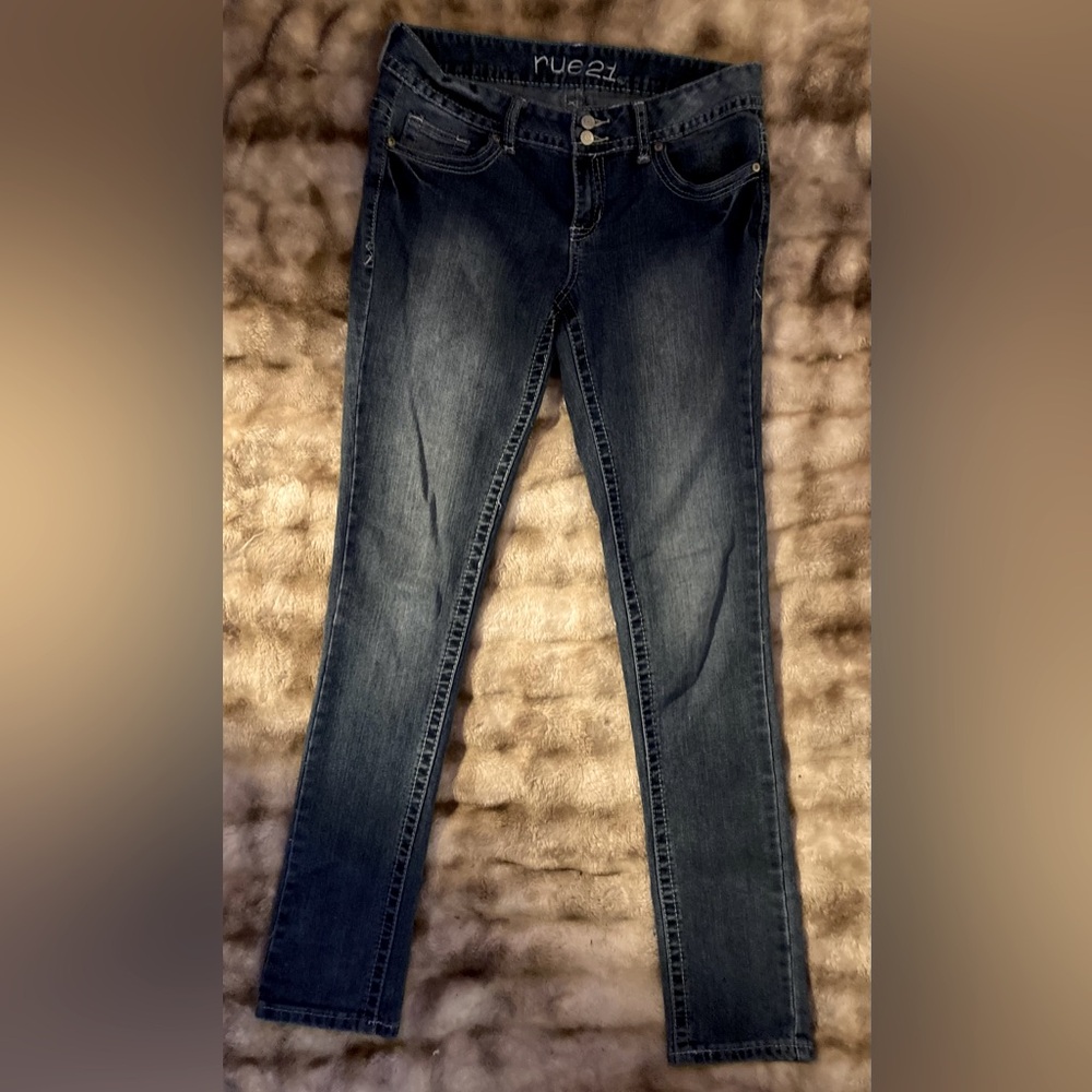 Rue 21 Sz7/8L Lowrise Skinny Jeans
